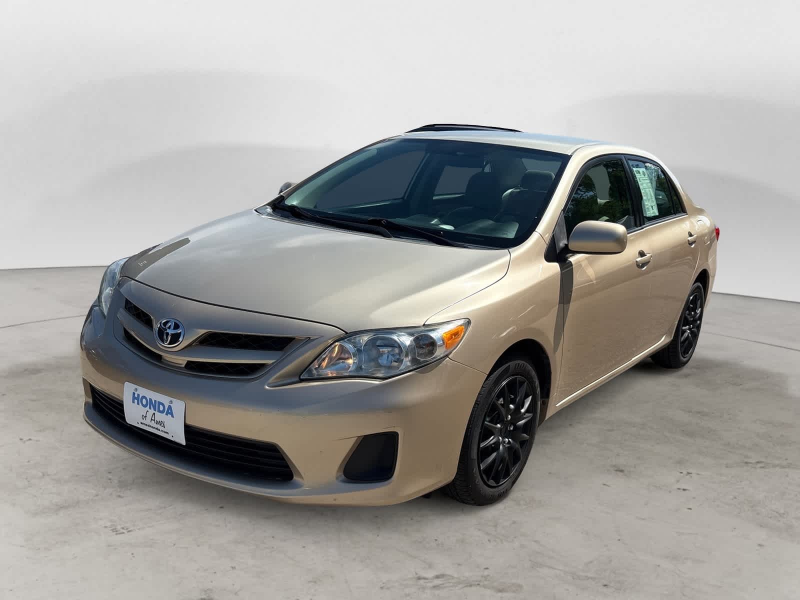 Thumbnail: 2012 Toyota Corolla - 2