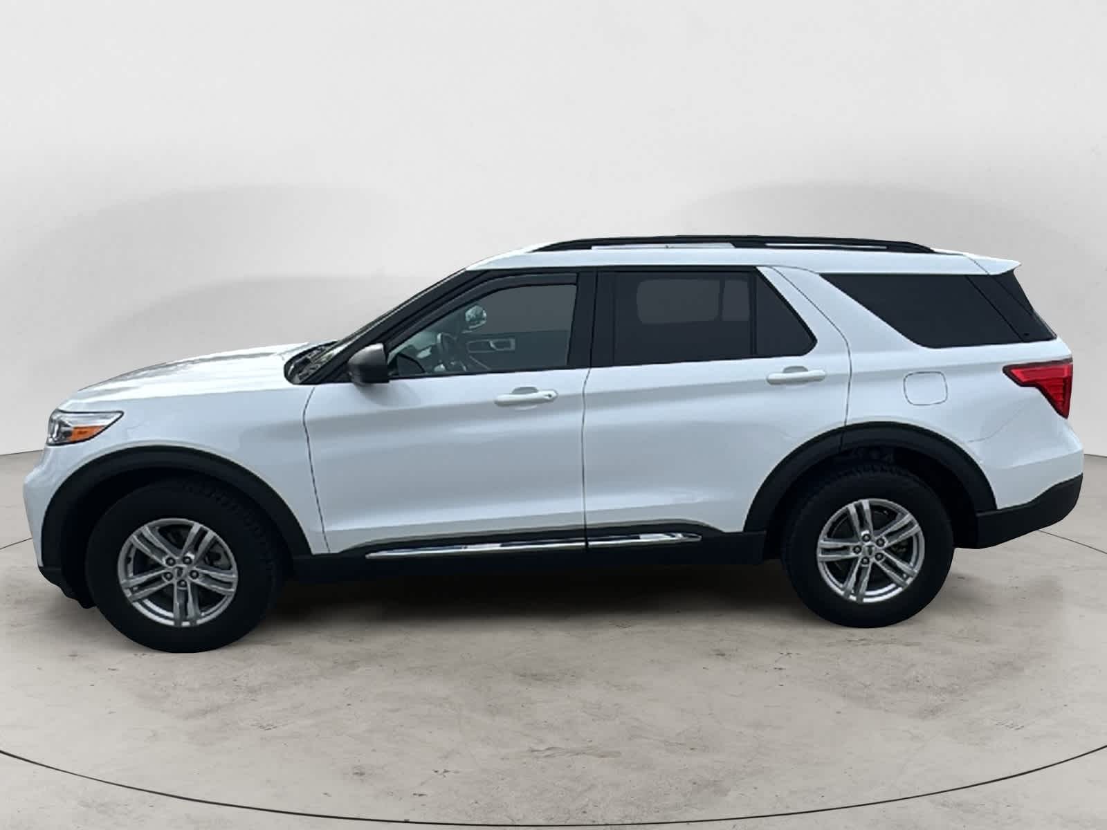Thumbnail: 2023 Ford Explorer - 3