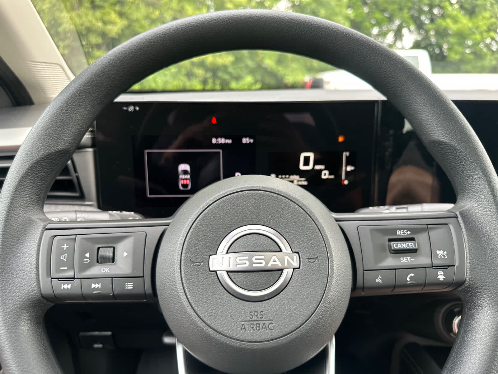 Thumbnail: 2025 Nissan Kicks - 17