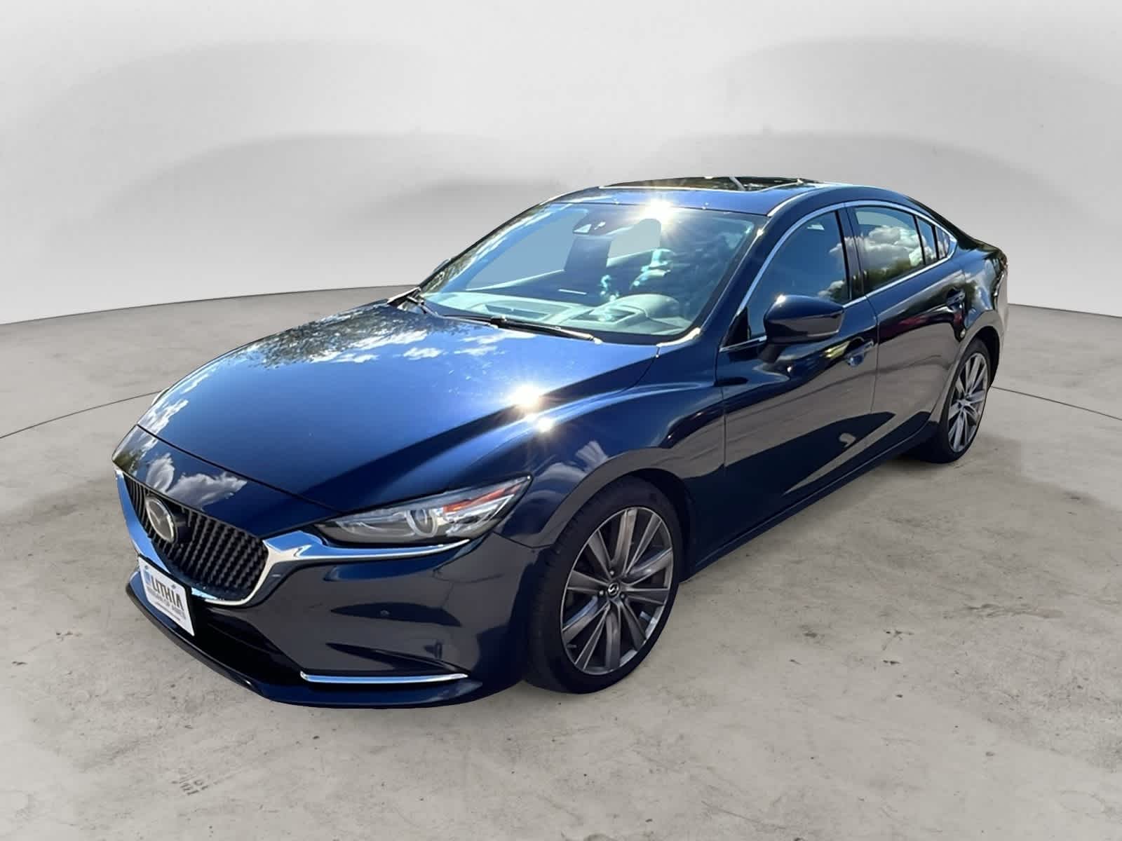 2018 Mazda Mazda6 Signature photo 2