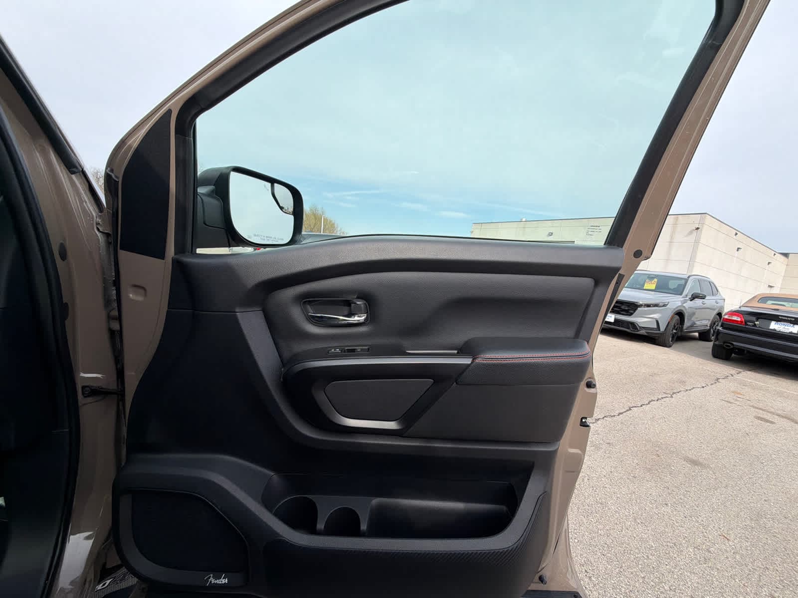 Thumbnail: 2023 Nissan Titan - 7