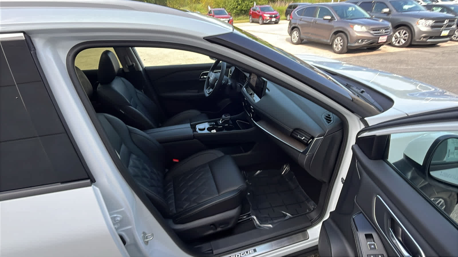 Thumbnail: 2026 Nissan Rogue - 8