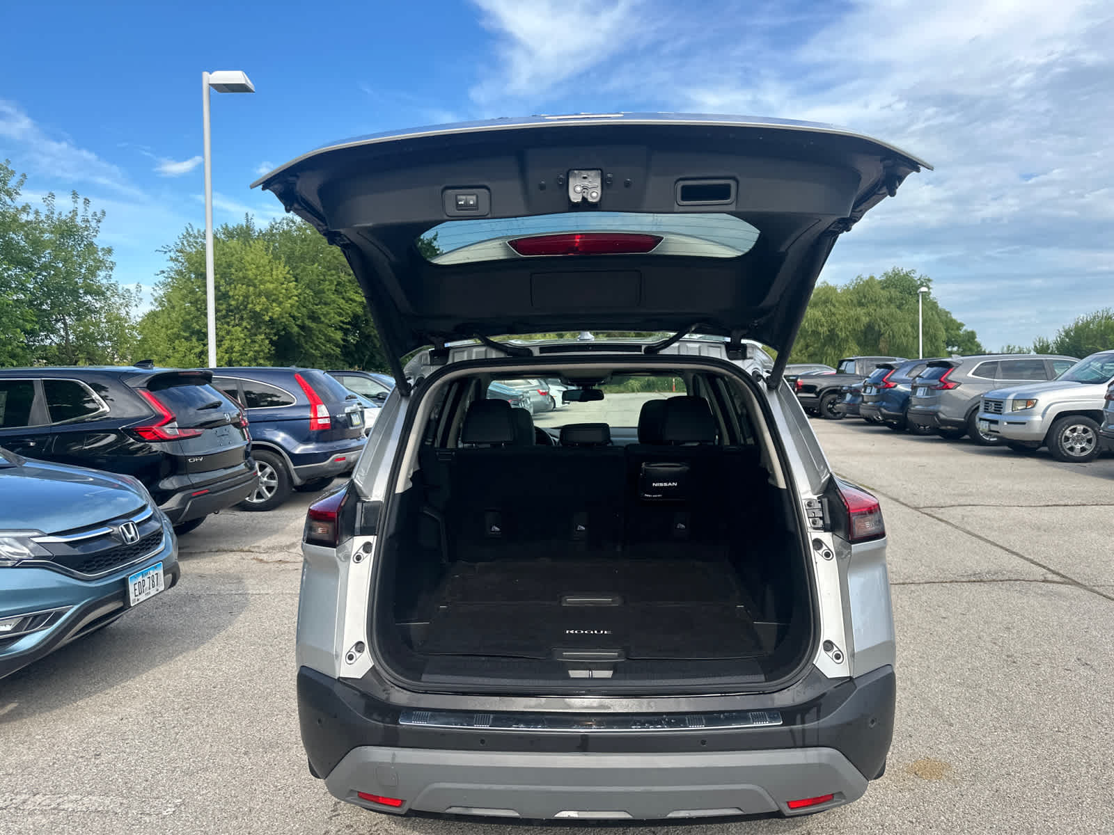Thumbnail: 2021 Nissan Rogue - 9