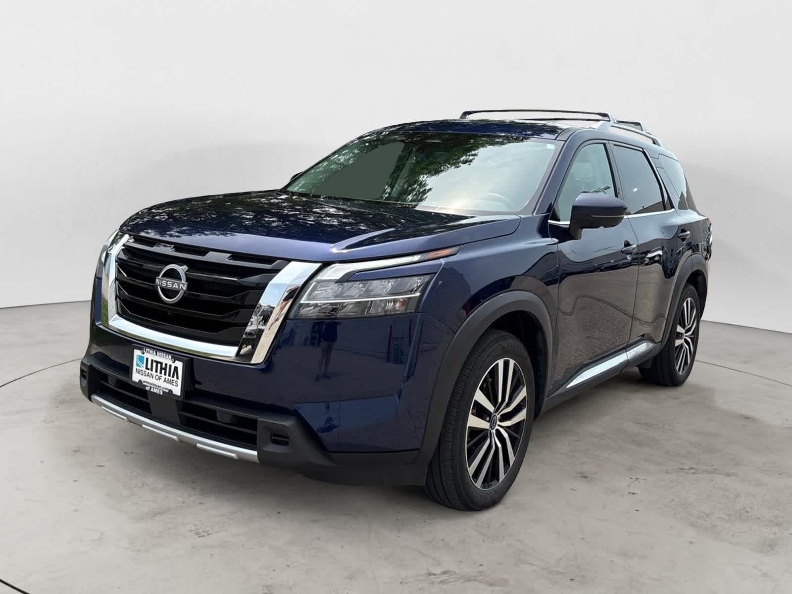 2023 Nissan Pathfinder Platinum -
                  Ames, IA