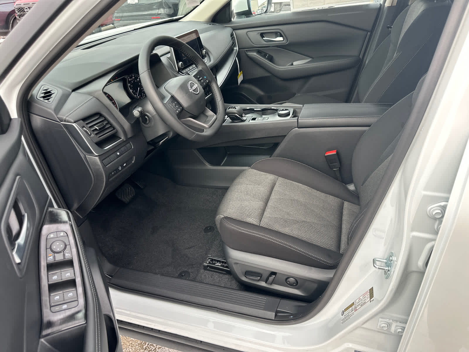 Thumbnail: 2026 Nissan Rogue - 16