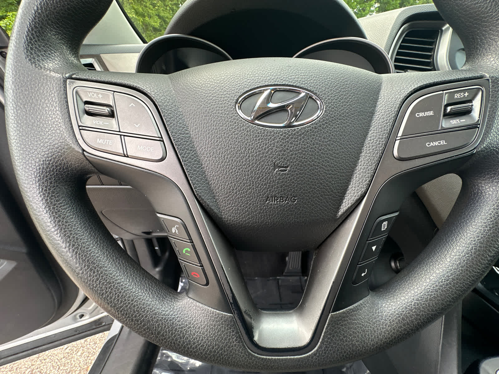 Thumbnail: 2017 Hyundai Santa Fe - 18