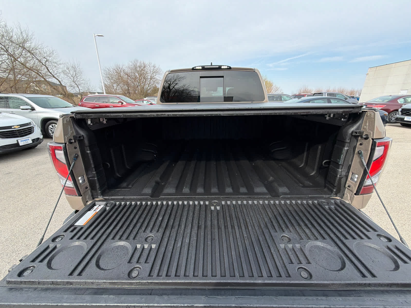 Thumbnail: 2023 Nissan Titan - 11