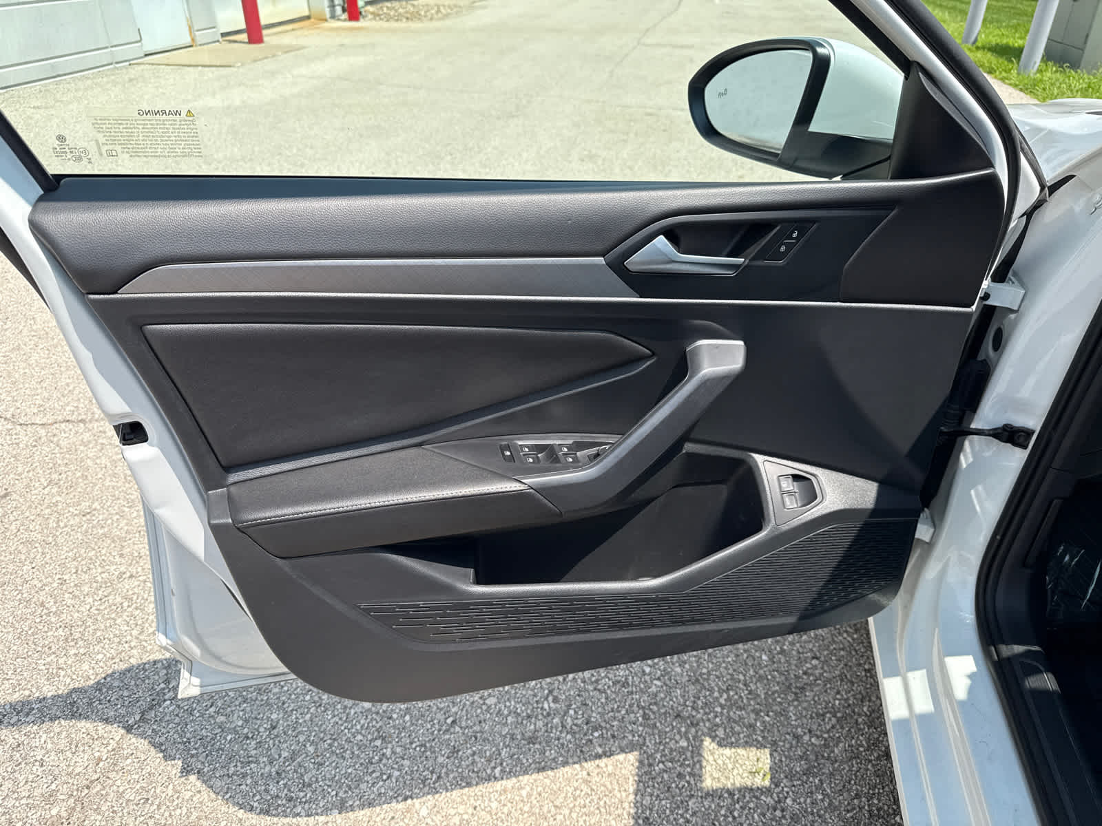 Thumbnail: 2023 Volkswagen Jetta - 13