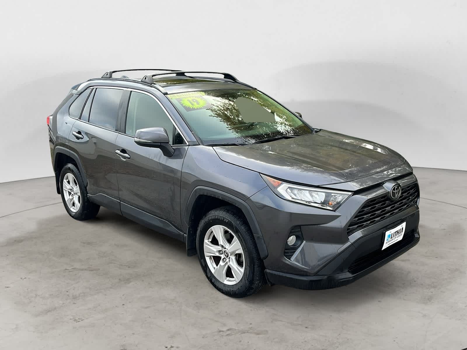 Thumbnail: 2019 Toyota RAV4 - 2