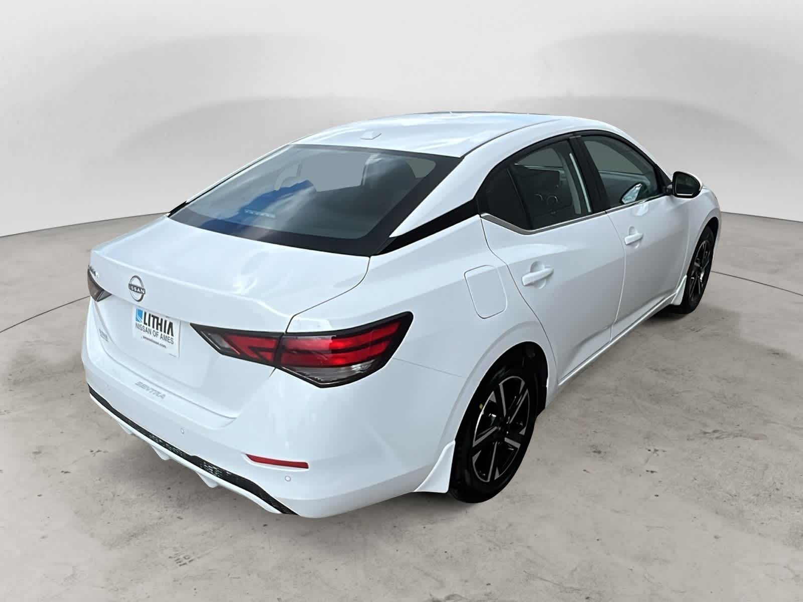 Thumbnail: 2025 Nissan Sentra - 4