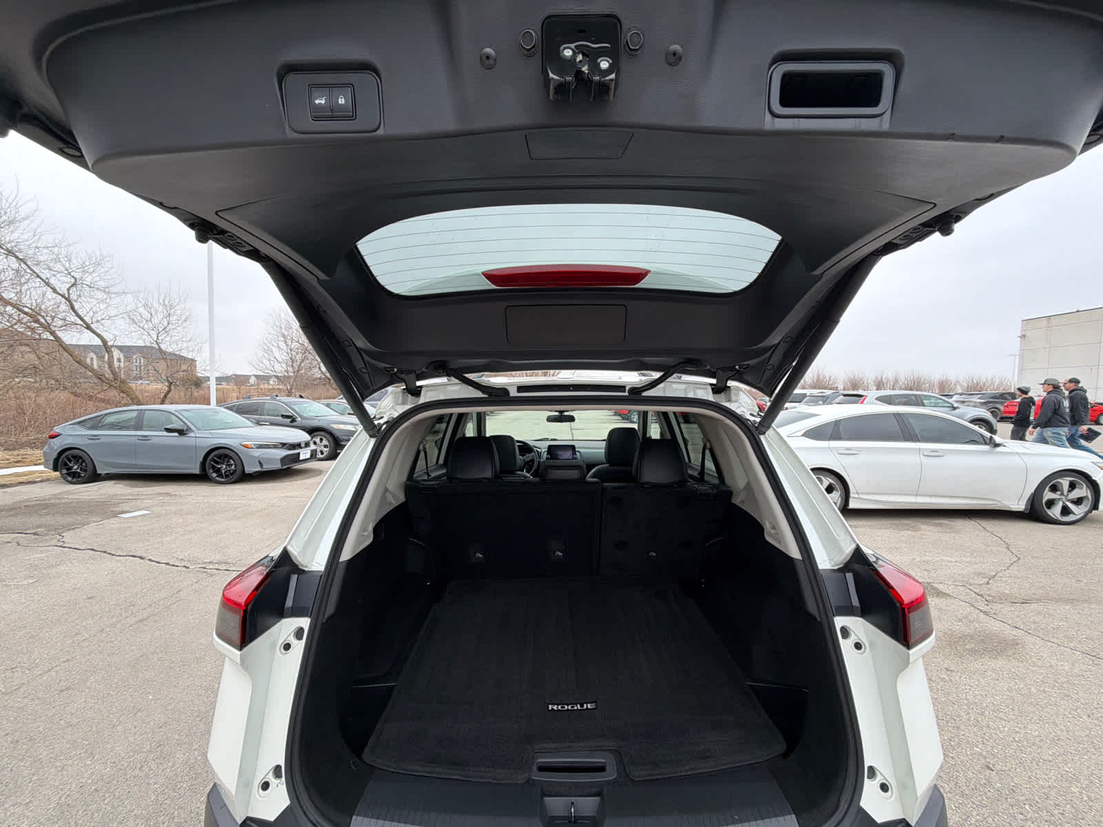 Thumbnail: 2022 Nissan Rogue - 11