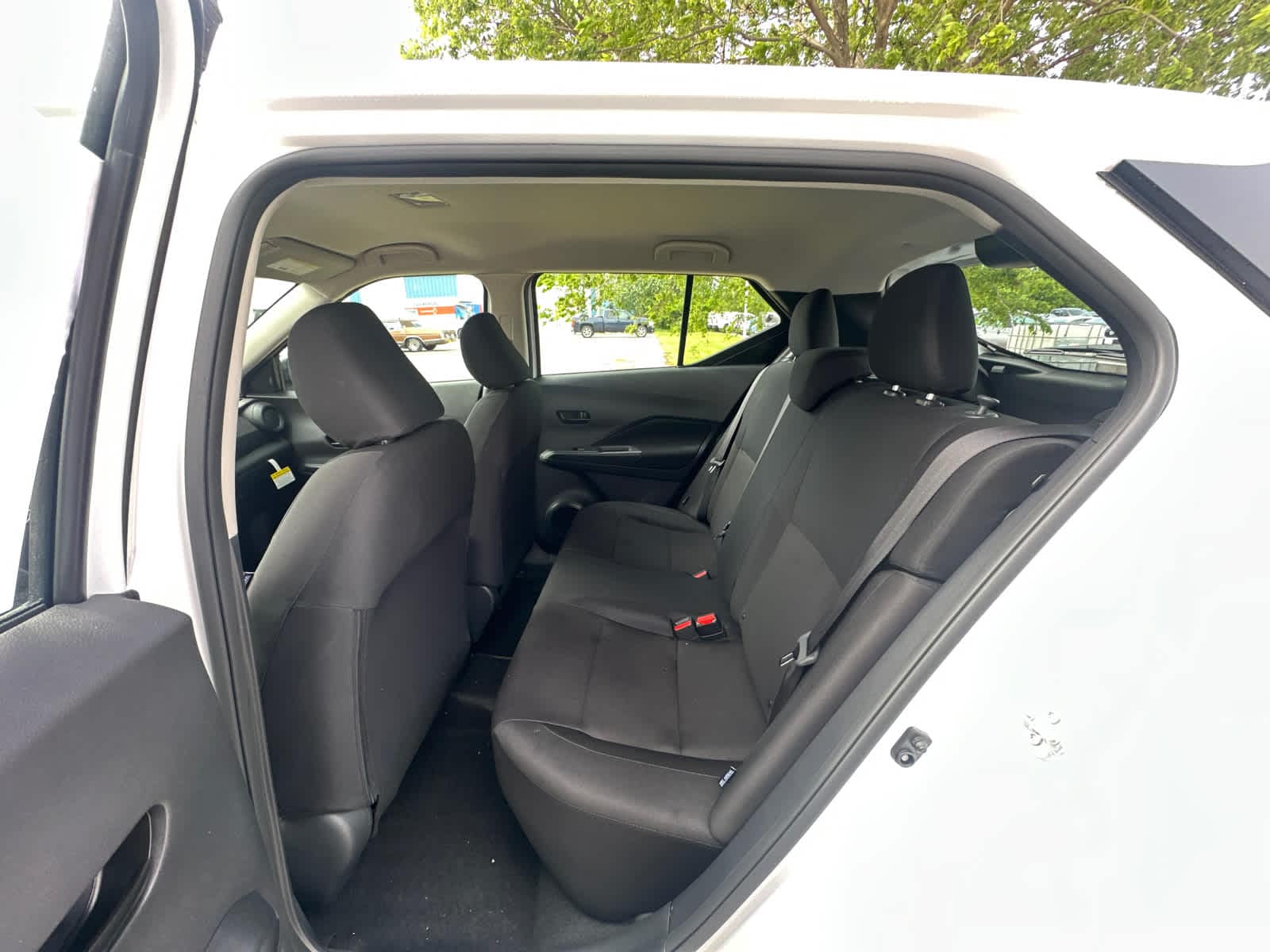 Thumbnail: 2025 Nissan Kicks - 25