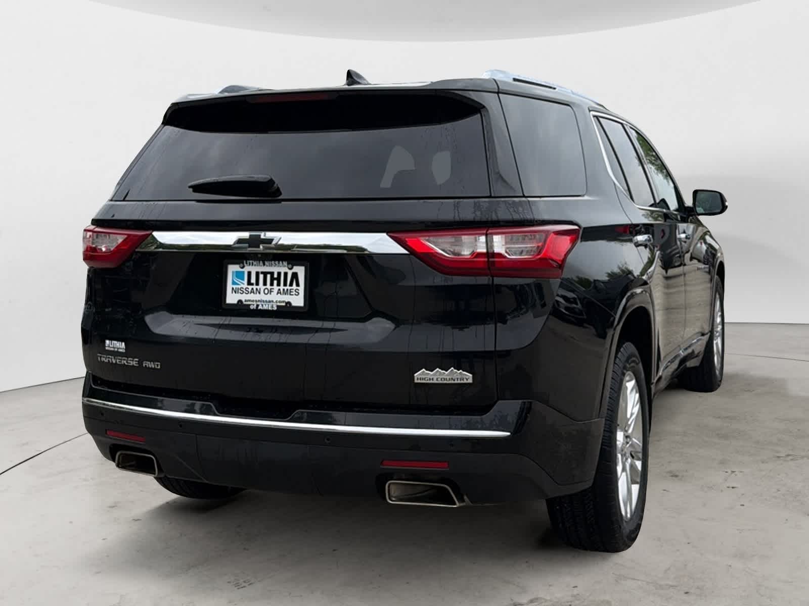 Thumbnail: 2019 Chevrolet Traverse - 4