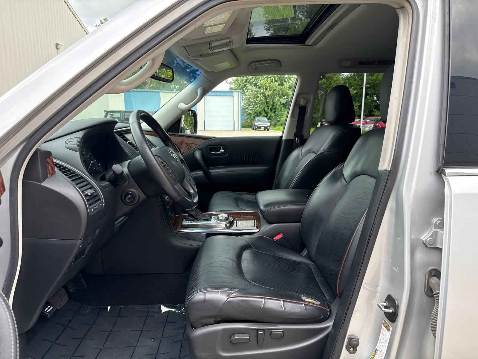 Thumbnail: 2017 Nissan Armada - 11