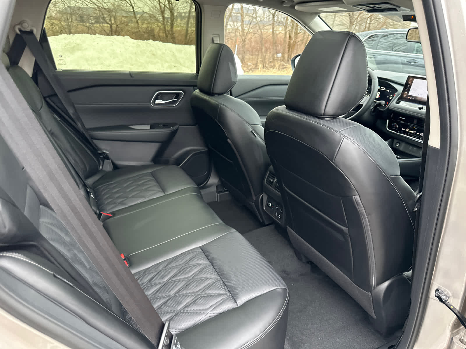 Thumbnail: 2026 Nissan Rogue - 10