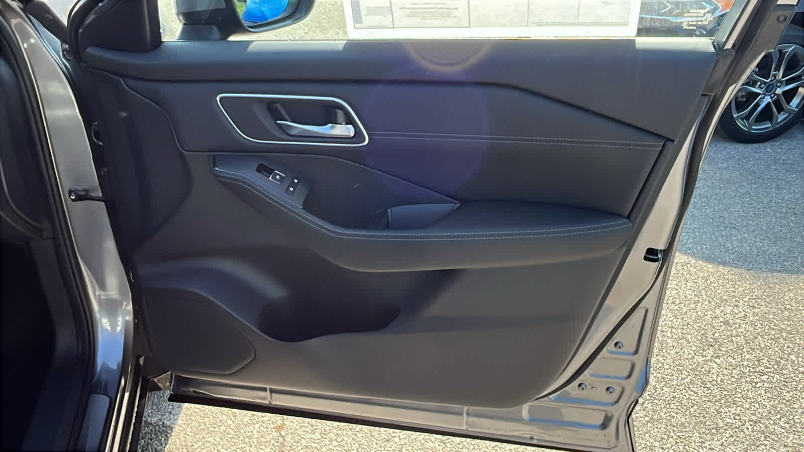 Thumbnail: 2026 Nissan Rogue - 8