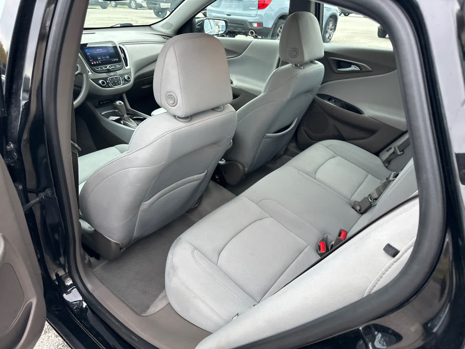 Thumbnail: 2019 Chevrolet Malibu - 12