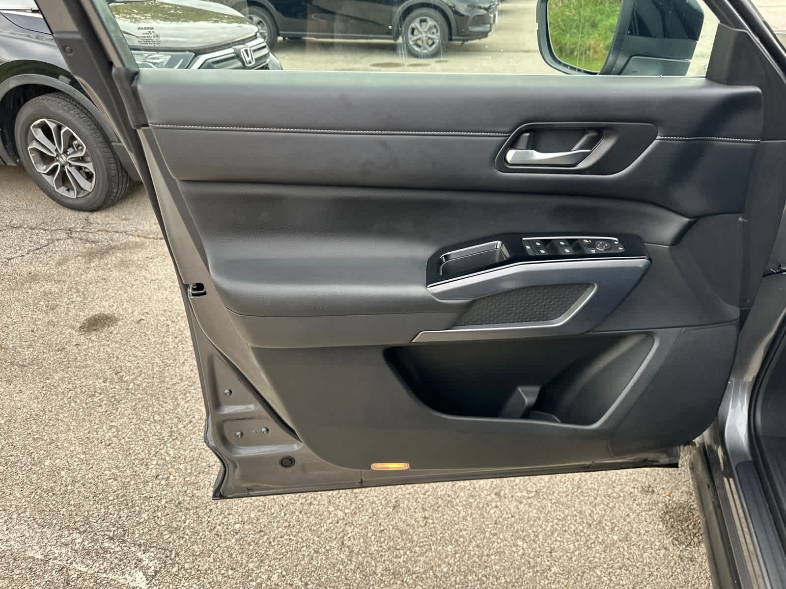 Thumbnail: 2022 Nissan Pathfinder - 15