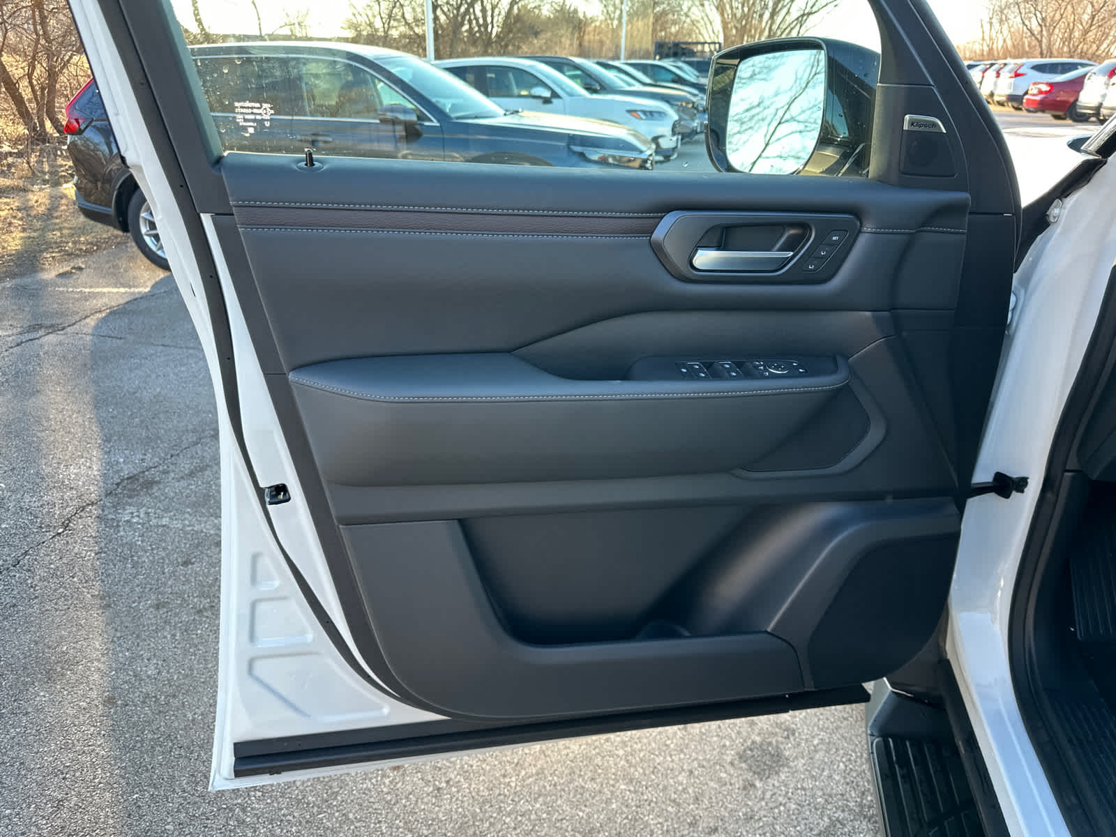 Thumbnail: 2026 Nissan Armada - 16