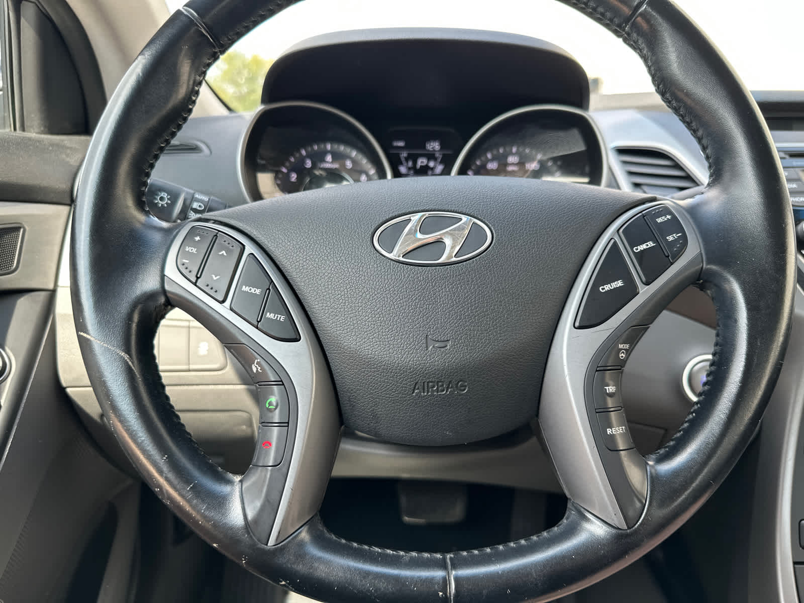 Thumbnail: 2016 Hyundai Elantra - 19