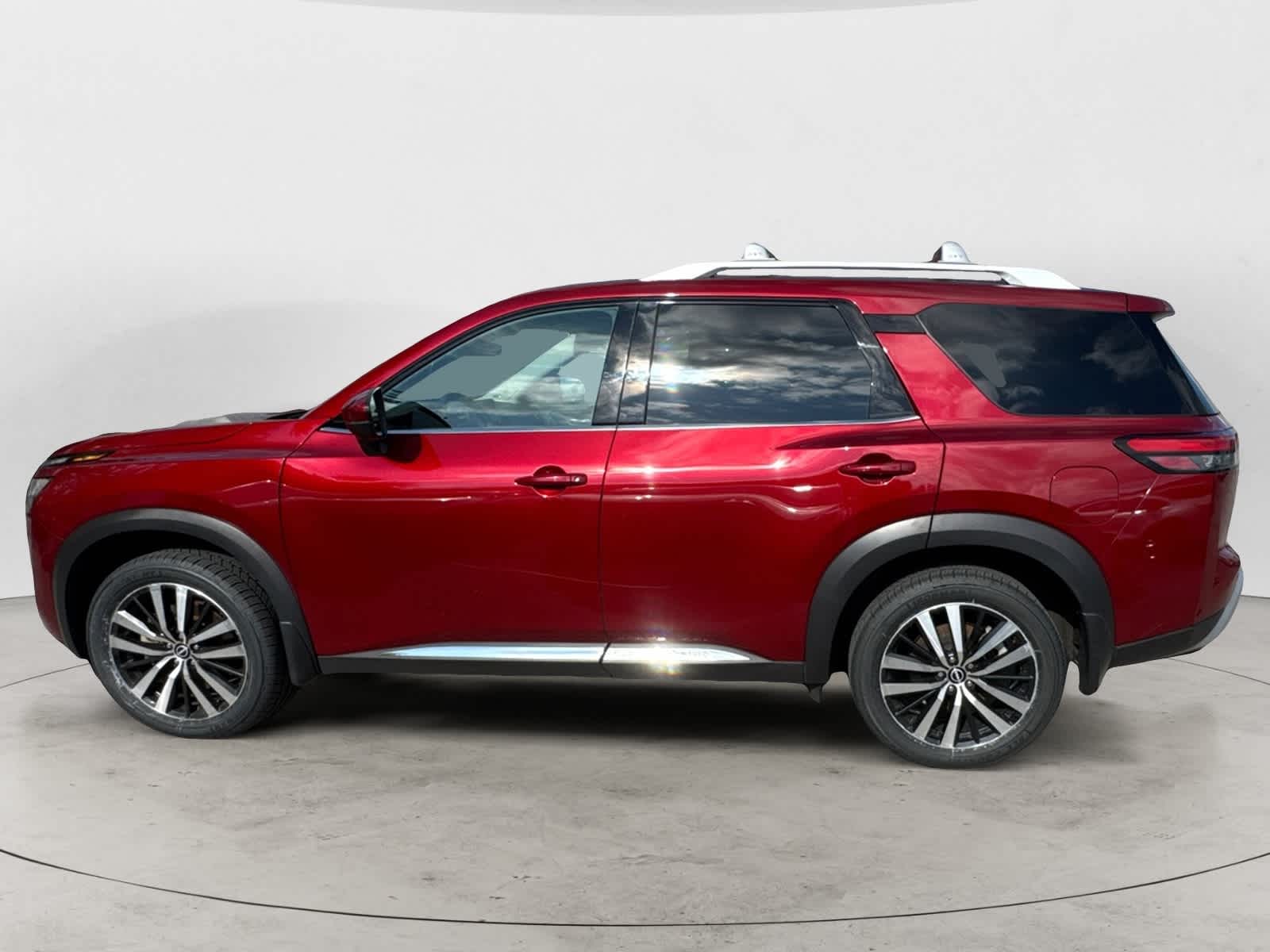 Thumbnail: 2024 Nissan Pathfinder - 2