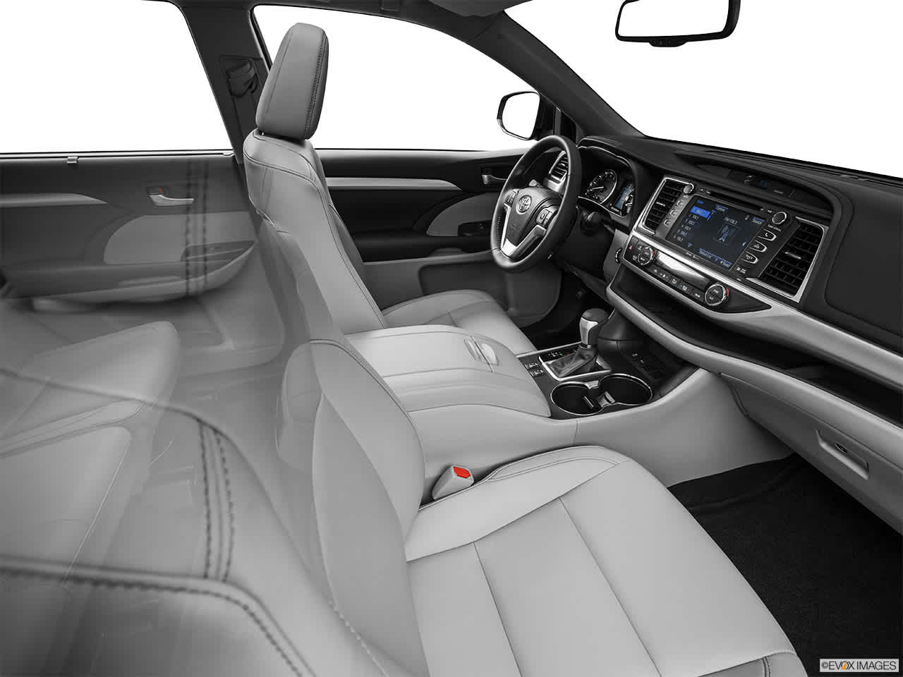 Thumbnail: 2014 Toyota Highlander - 30