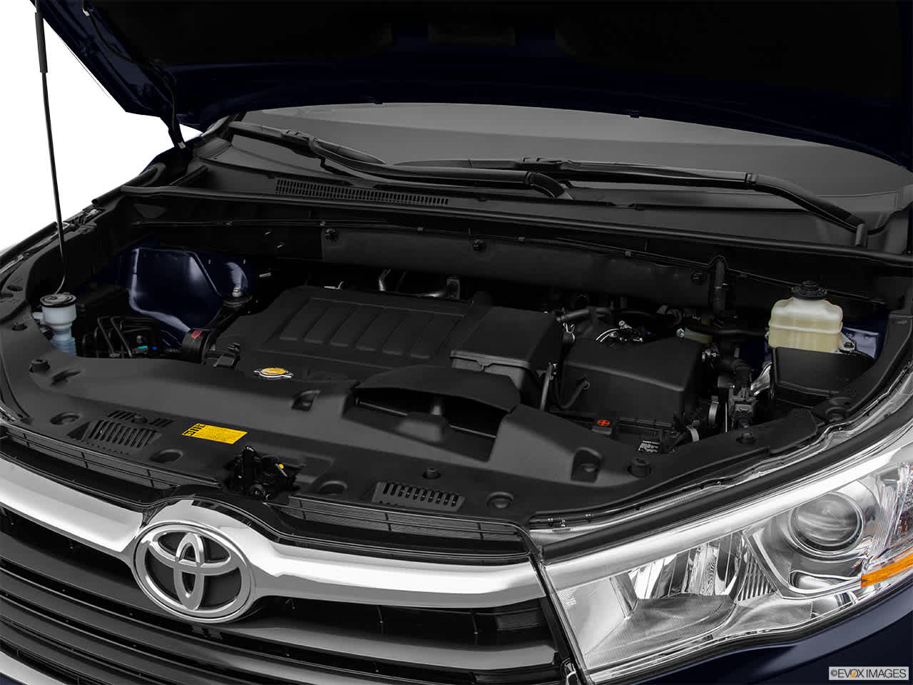 Thumbnail: 2014 Toyota Highlander - 9
