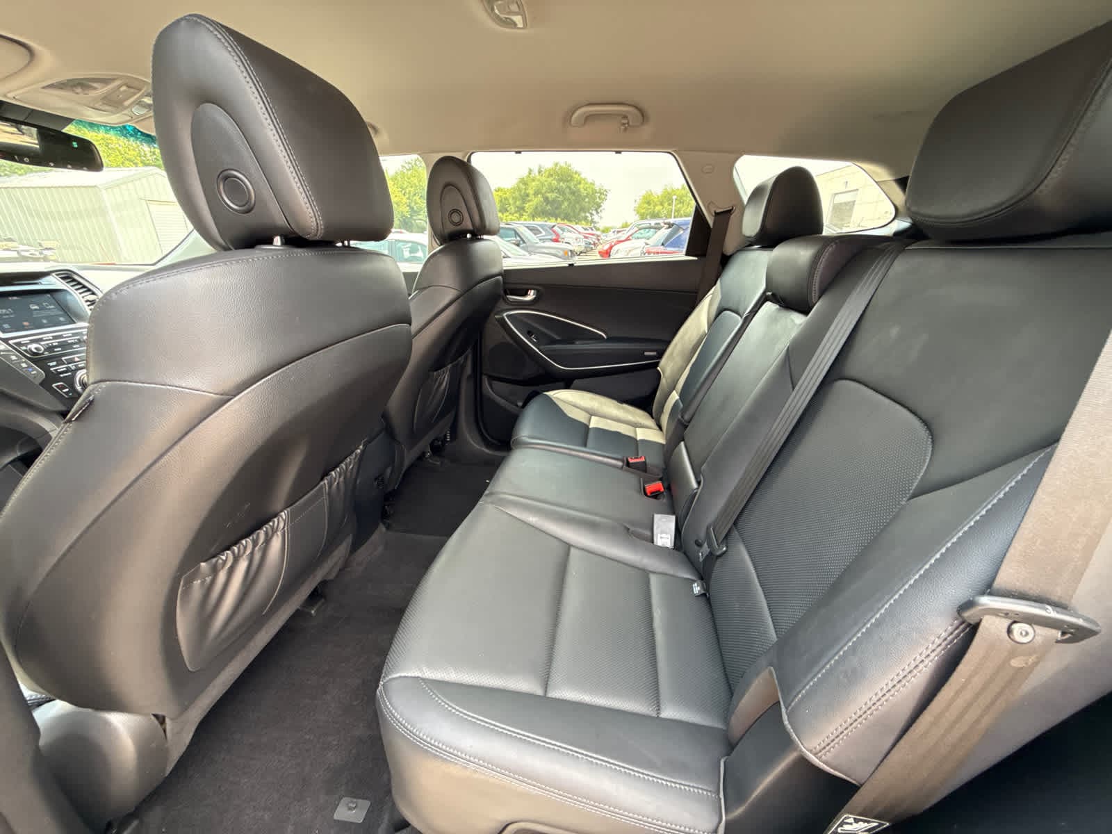 Thumbnail: 2019 Hyundai Santa Fe - 25