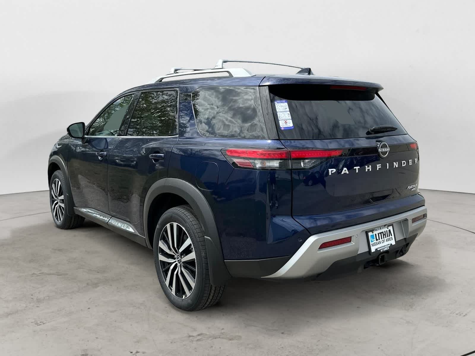 Thumbnail: 2025 Nissan Pathfinder - 2