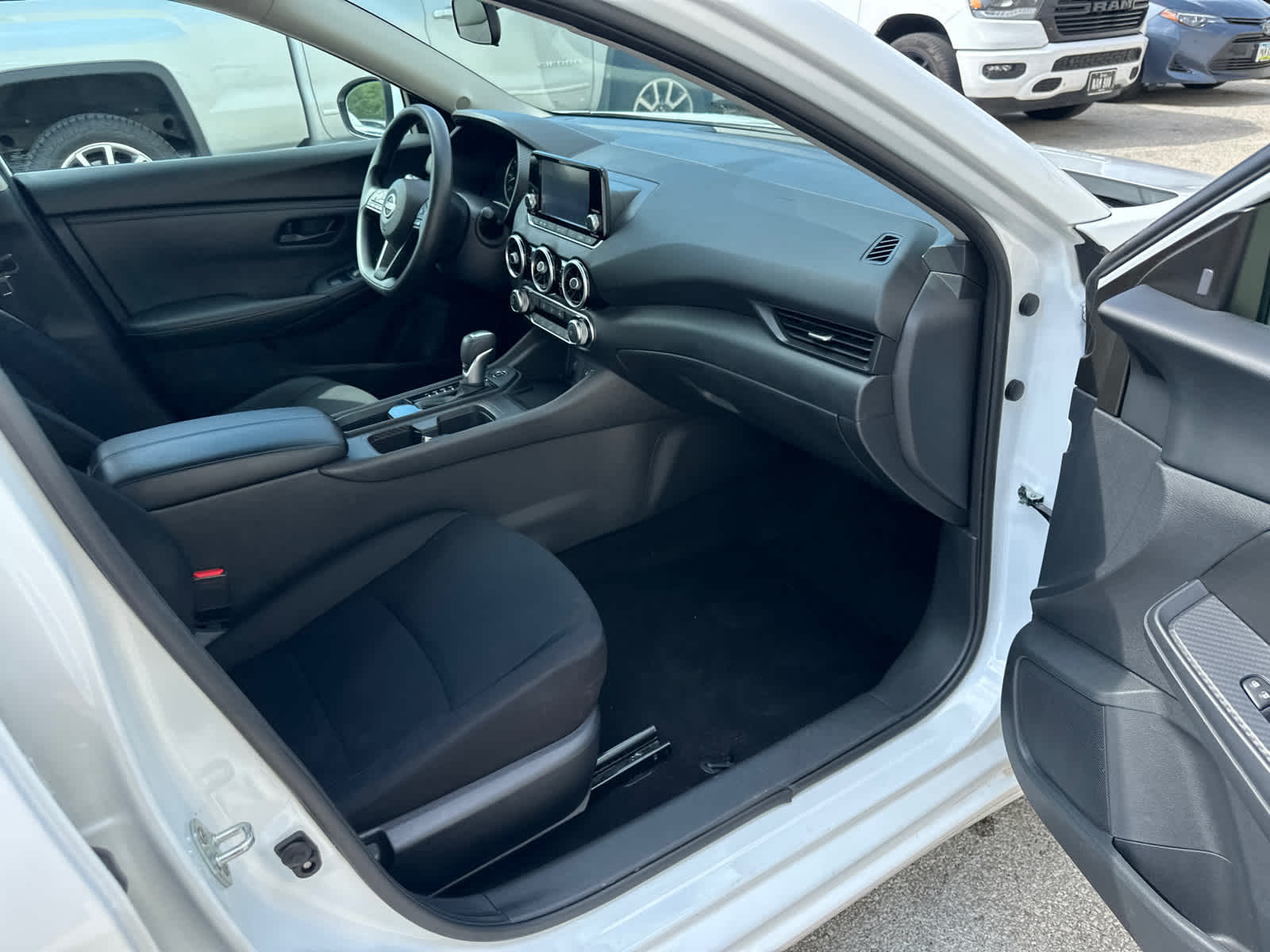 Thumbnail: 2024 Nissan Sentra - 8