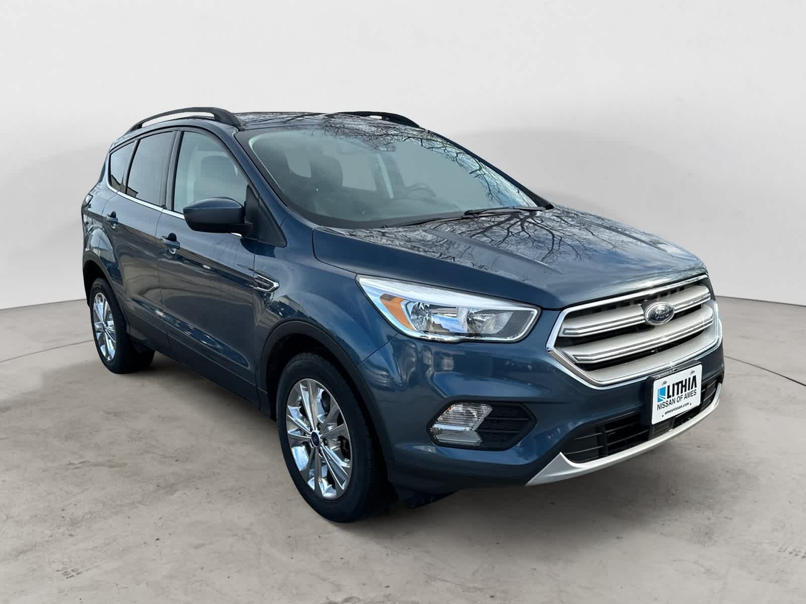 Thumbnail: 2018 Ford Escape - 4