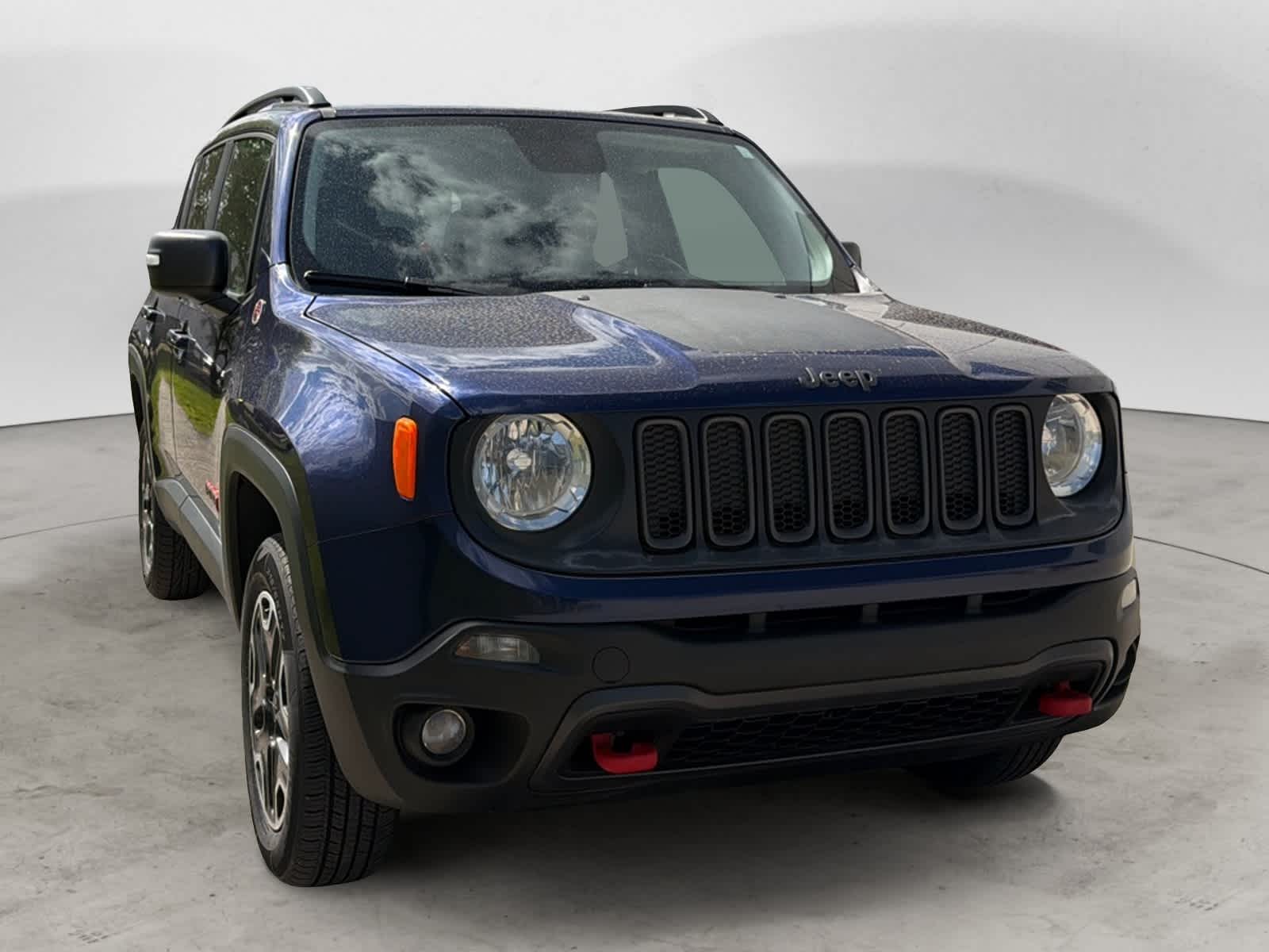 Thumbnail: 2017 Jeep Renegade - 6