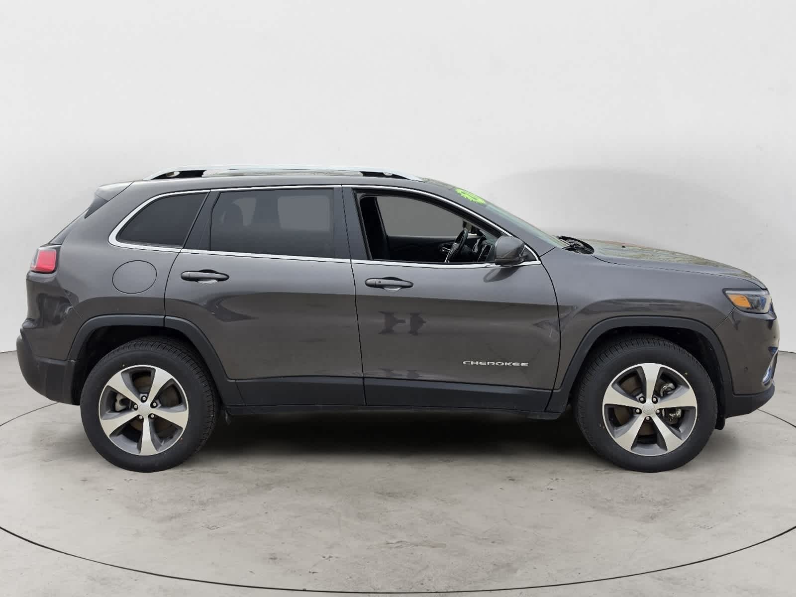 Thumbnail: 2021 Jeep Cherokee - 4