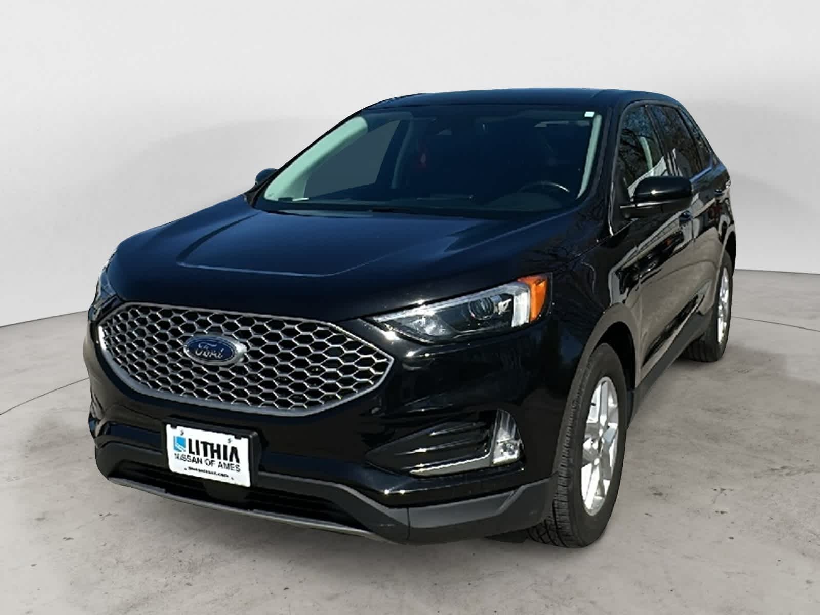 Thumbnail: 2023 Ford Edge - 1