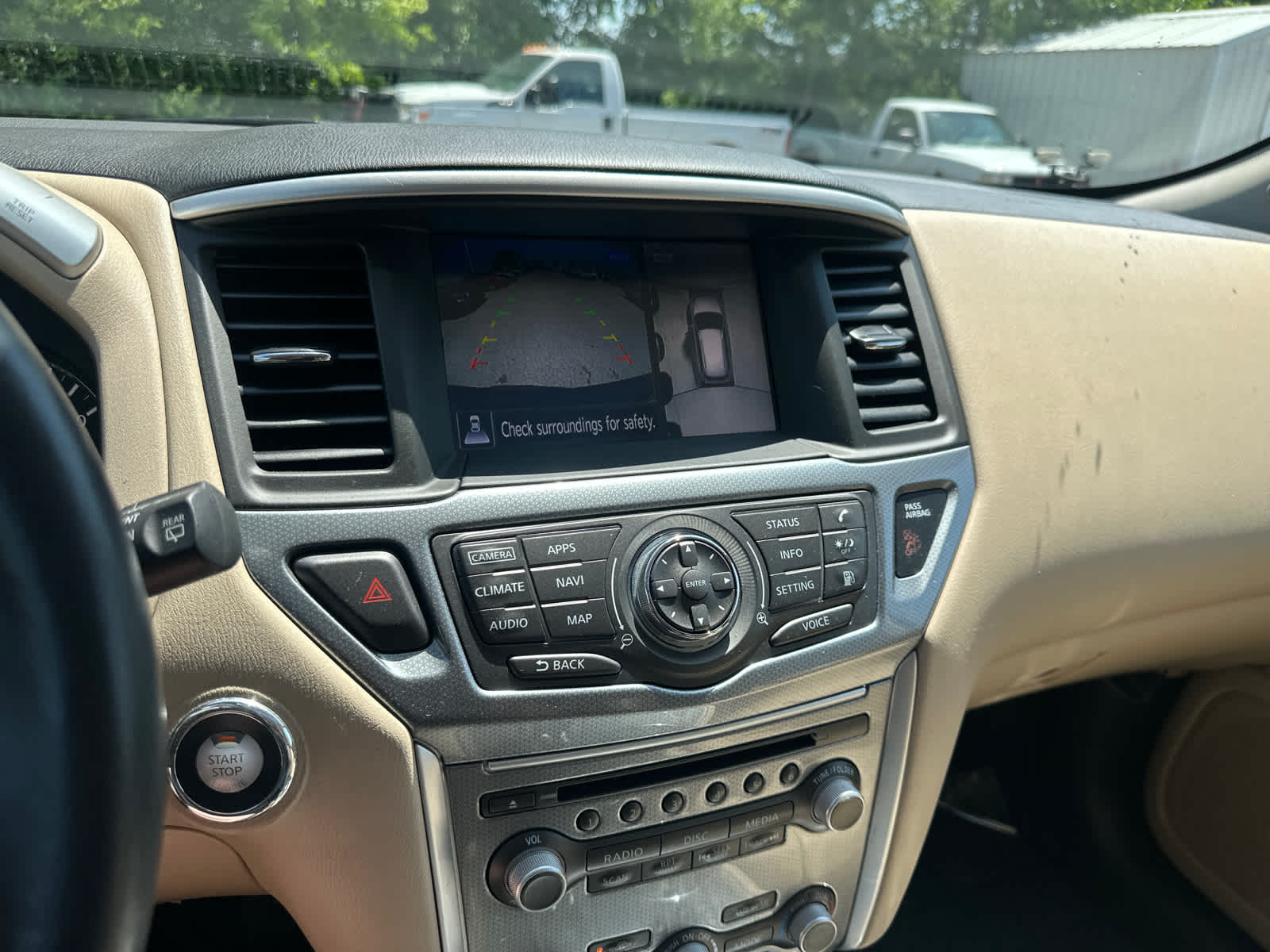Thumbnail: 2018 Nissan Pathfinder - 23