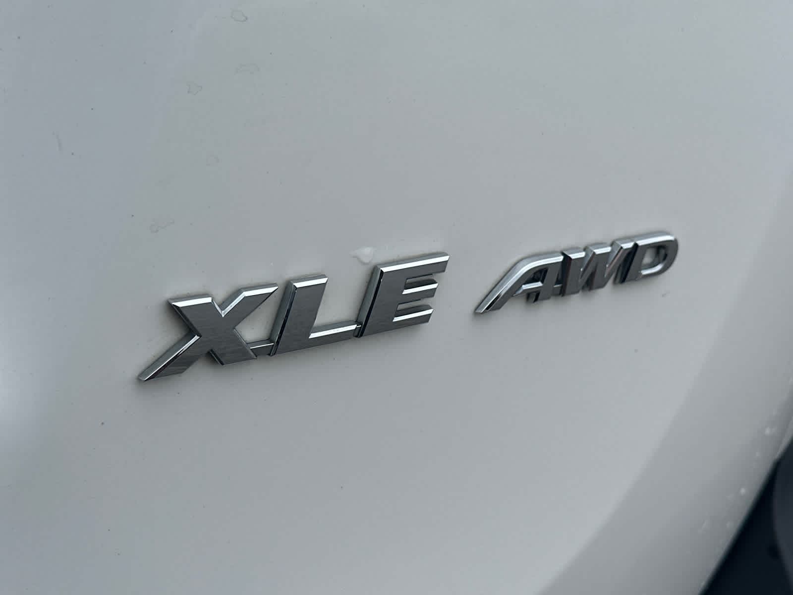 Thumbnail: 2014 Toyota RAV4 - 9
