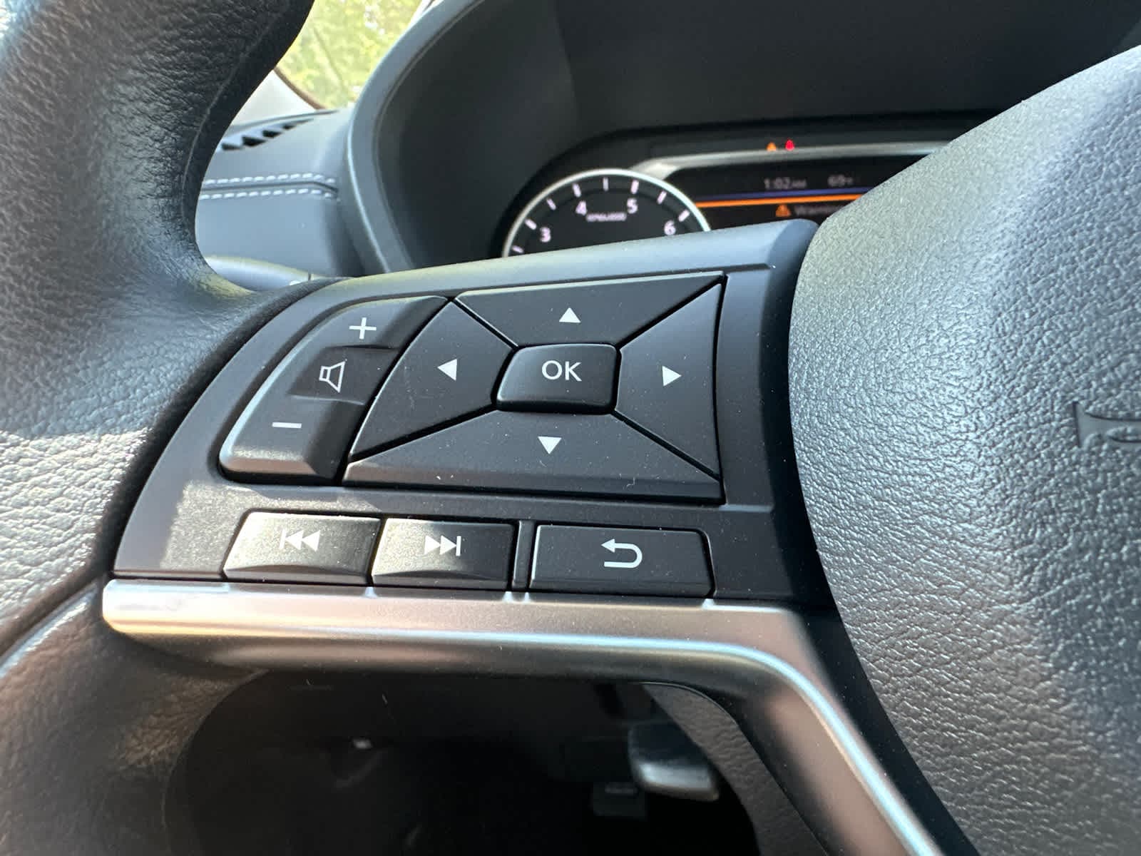 Thumbnail: 2025 Nissan Sentra - 19