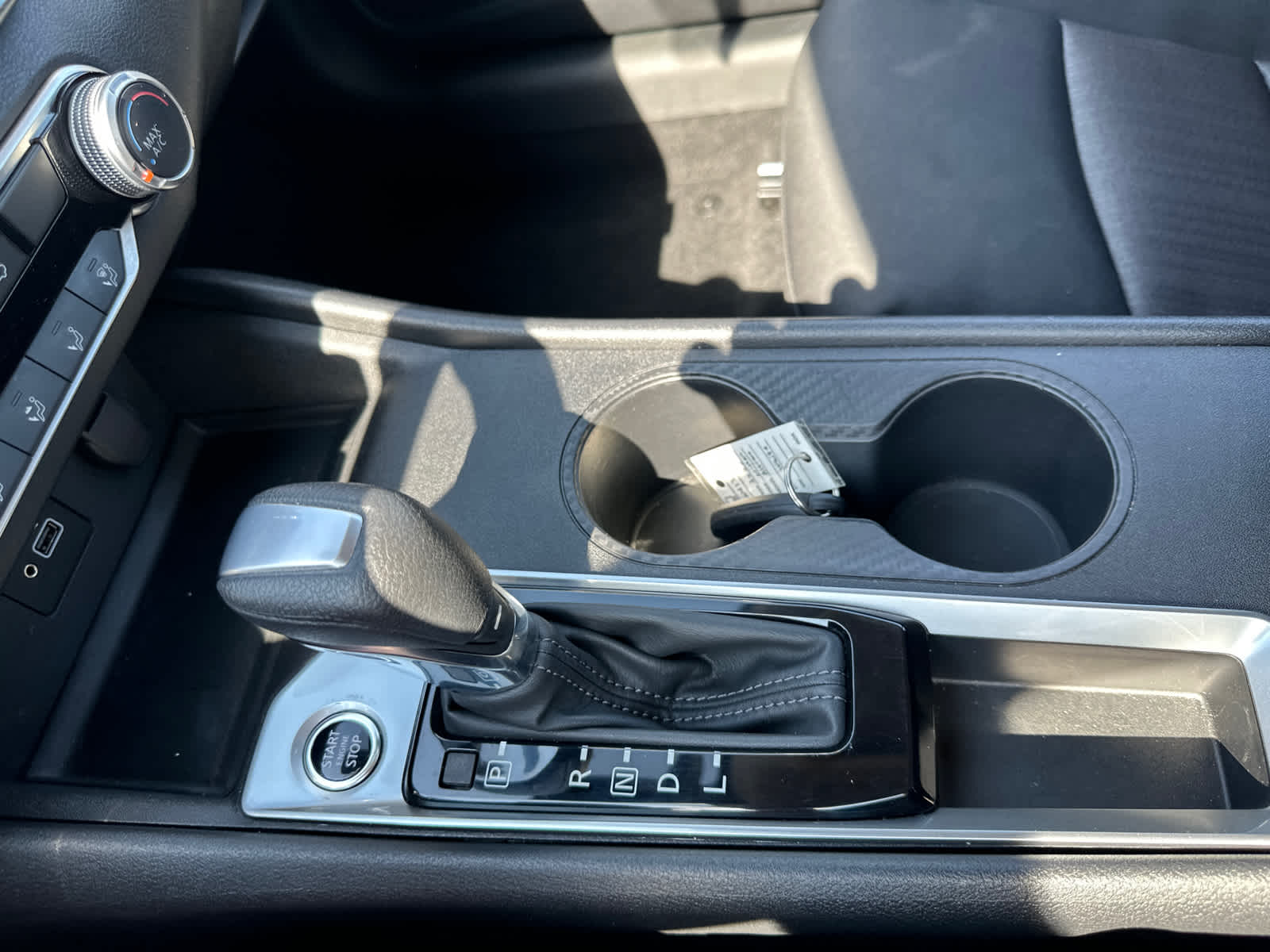 Thumbnail: 2022 Nissan Altima - 26