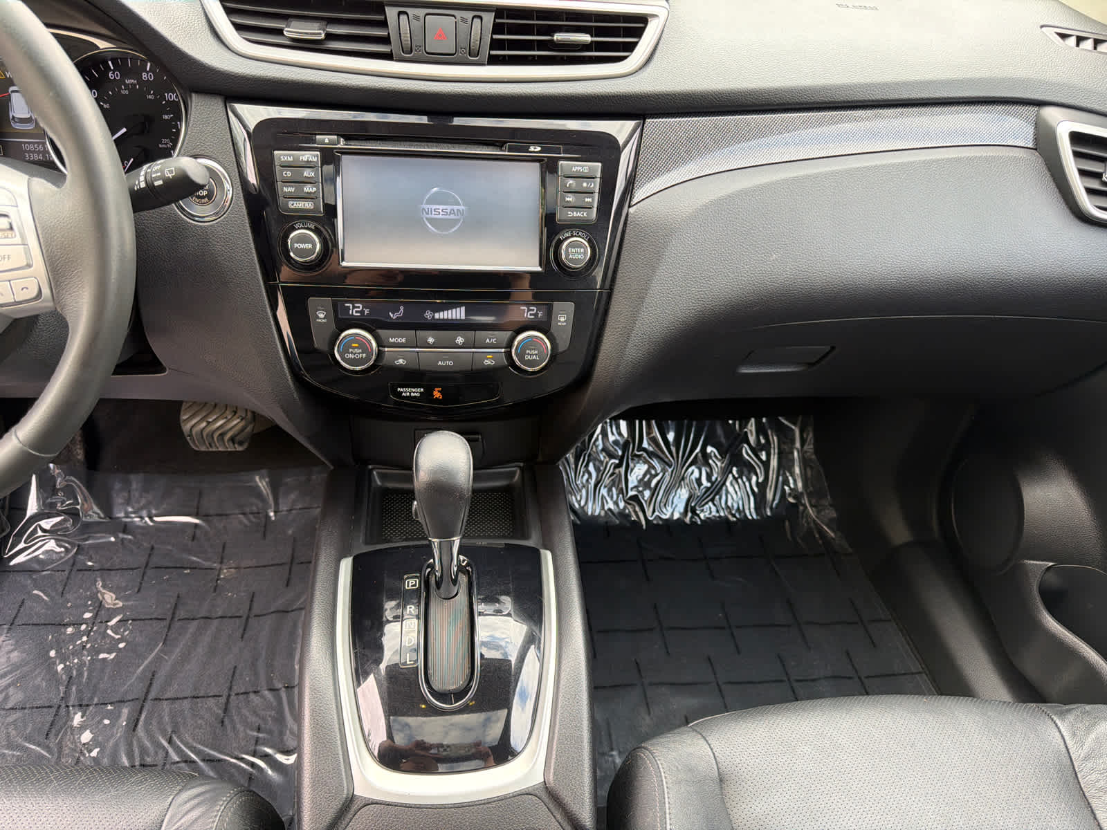 Thumbnail: 2015 Nissan Rogue - 25