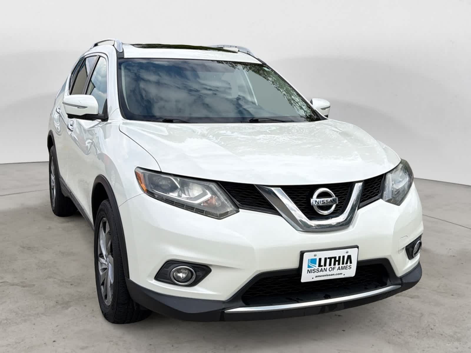 Thumbnail: 2015 Nissan Rogue - 4