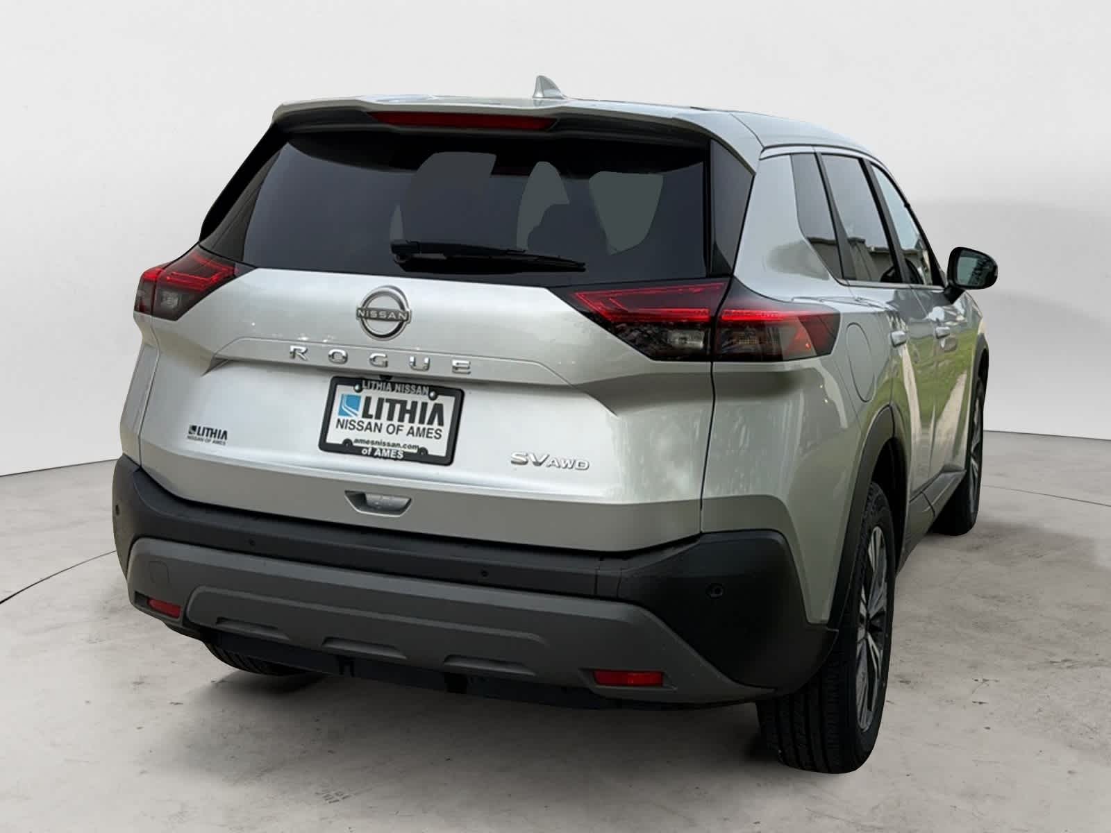 Thumbnail: 2023 Nissan Rogue - 4