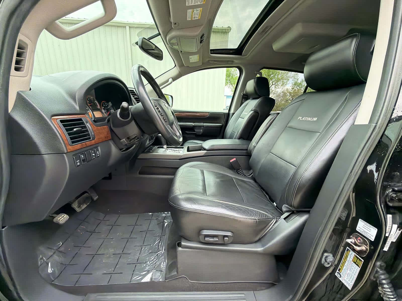 Thumbnail: 2013 Nissan Armada - 20
