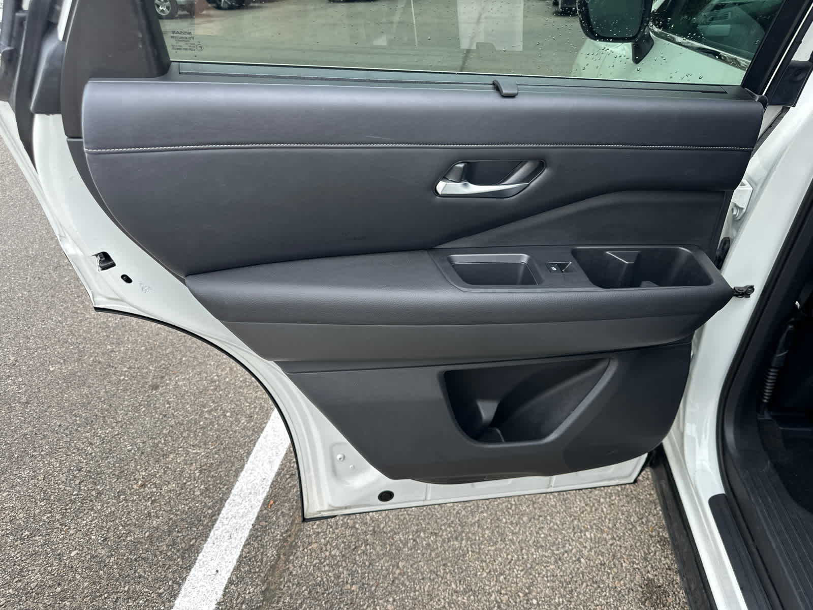 Thumbnail: 2023 Nissan Pathfinder - 12