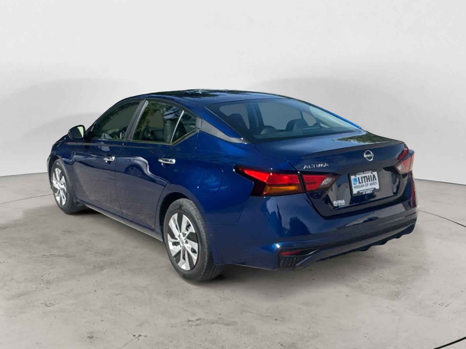 Thumbnail: 2024 Nissan Altima - 2