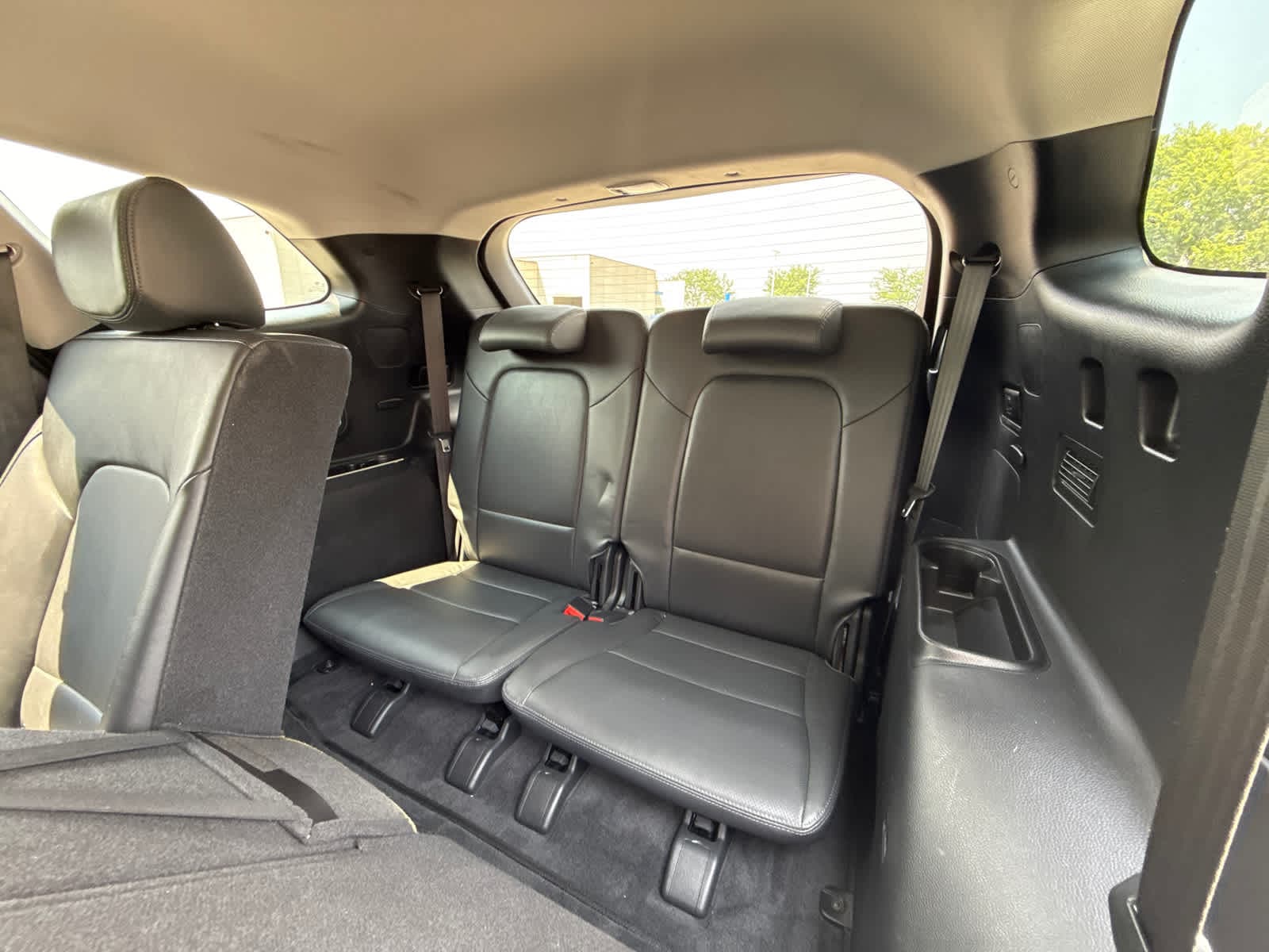 Thumbnail: 2019 Hyundai Santa Fe - 27