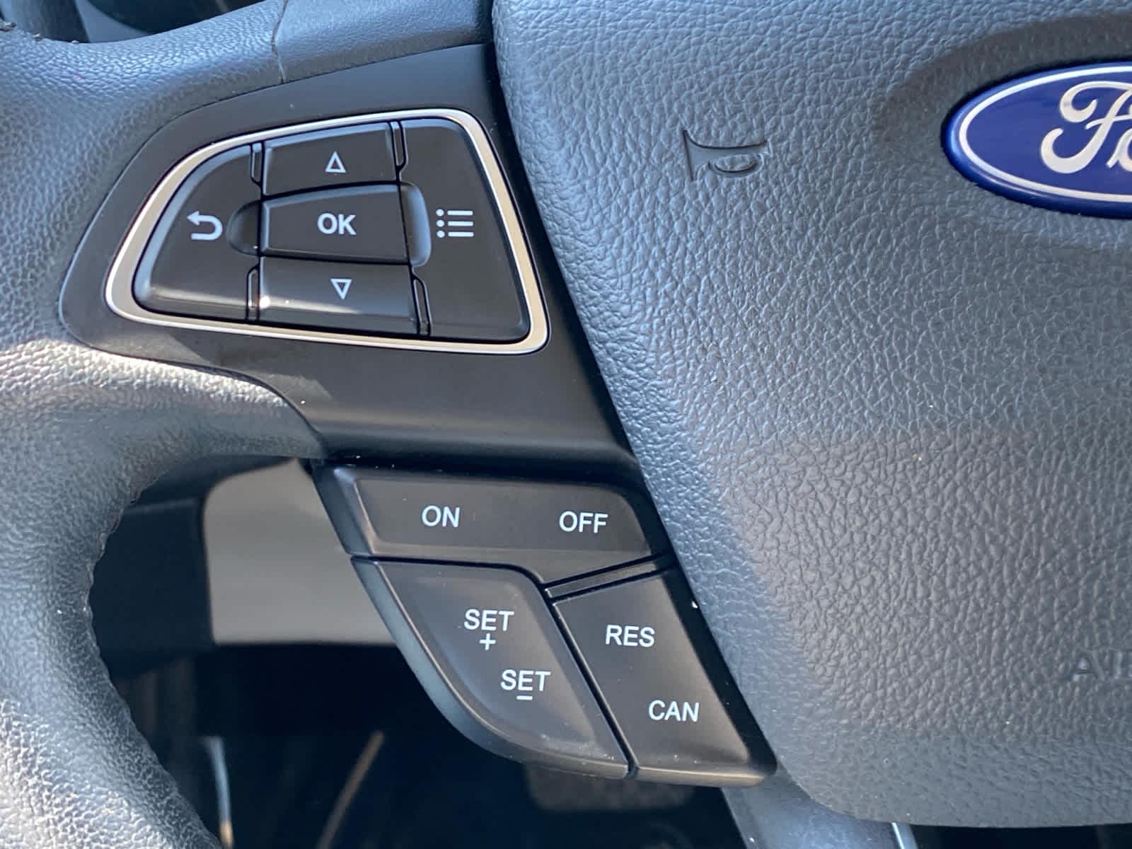 Thumbnail: 2019 Ford EcoSport - 18