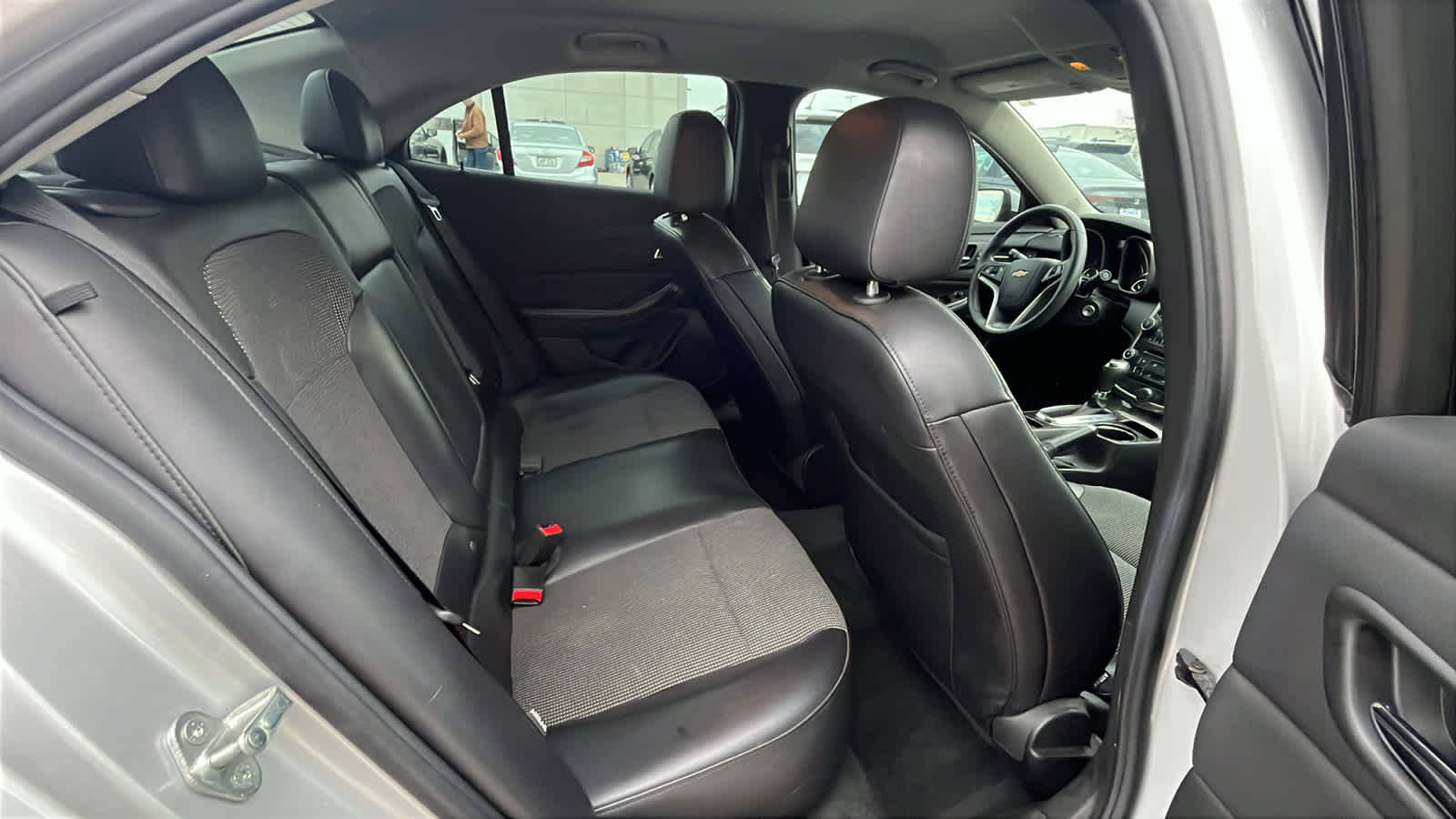 Thumbnail: 2015 Chevrolet Malibu - 10