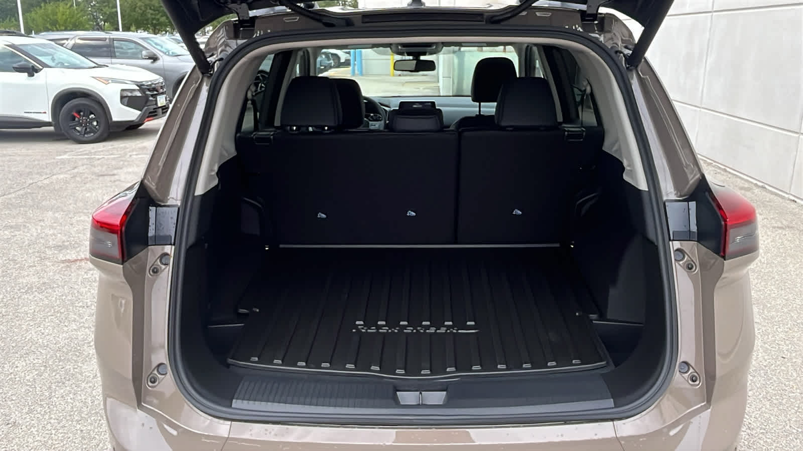 Thumbnail: 2026 Nissan Rogue - 7