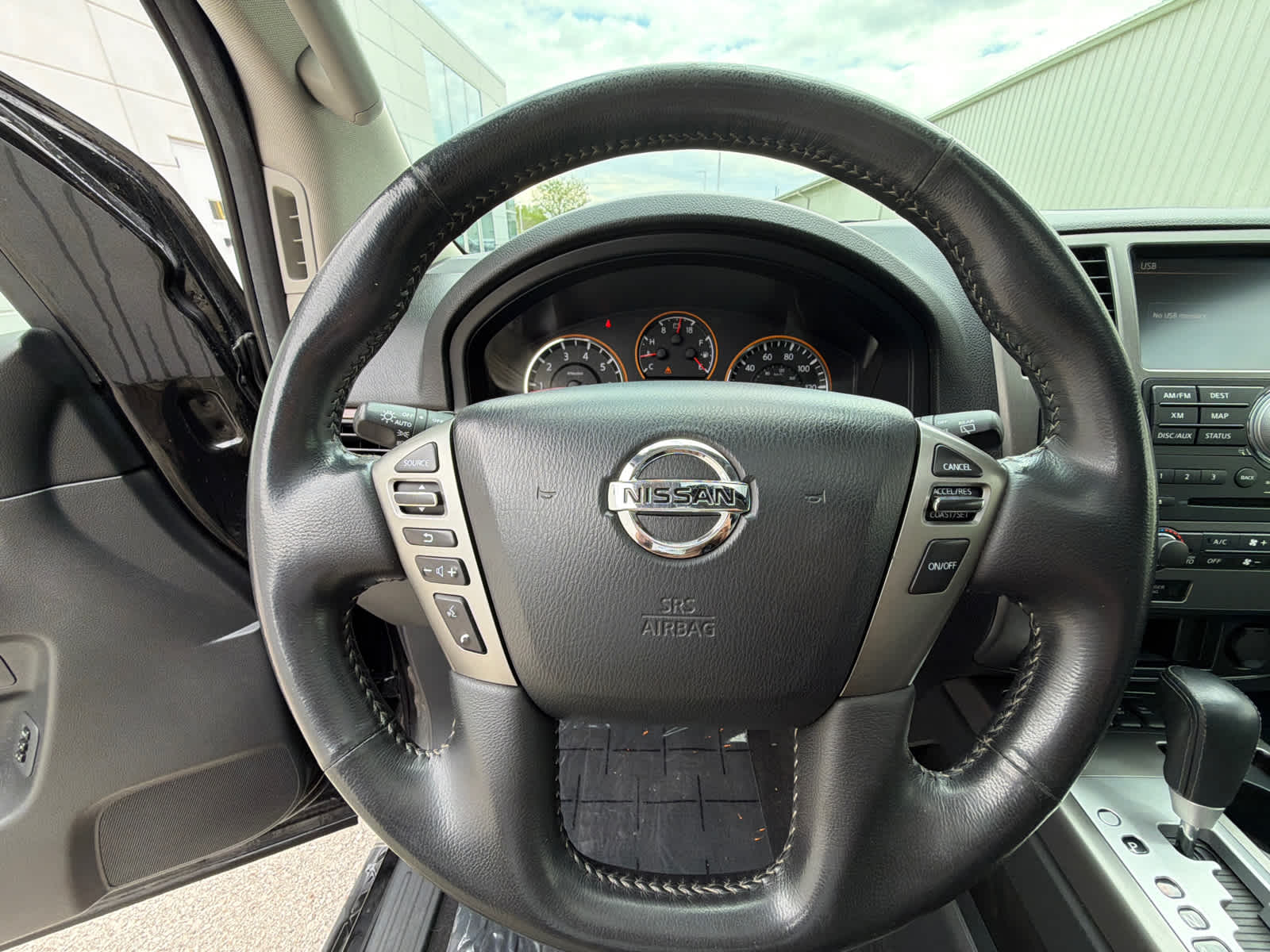 Thumbnail: 2013 Nissan Armada - 24
