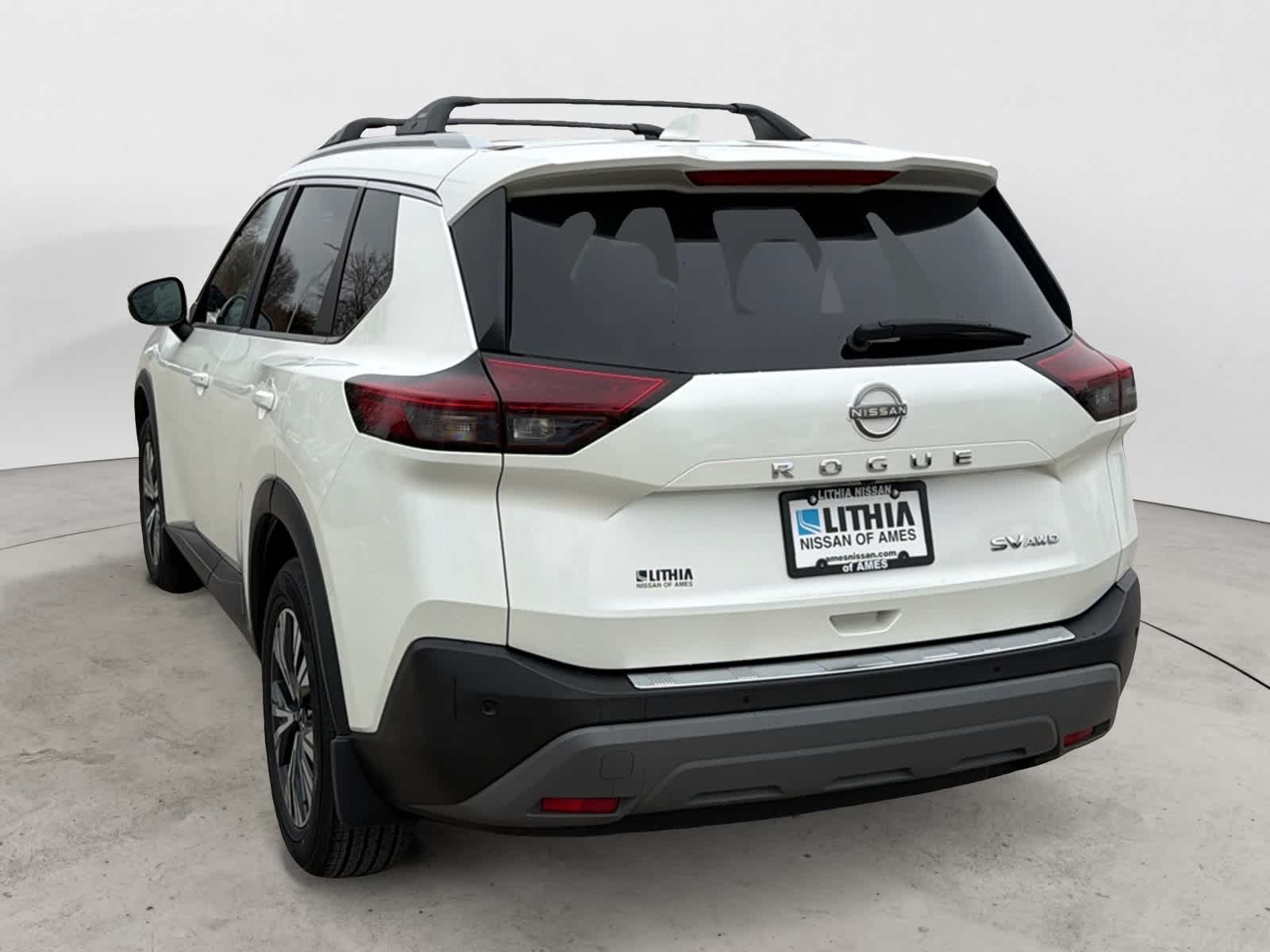 Thumbnail: 2022 Nissan Rogue - 3